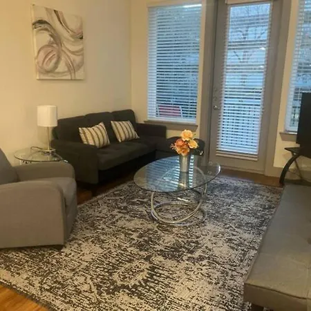Resort-Style Apartments Near The Galleria Houston Room photo