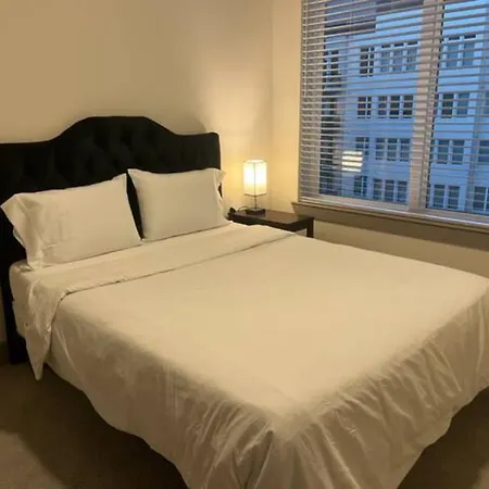 Resort-Style Apartments Near The Galleria Houston Room photo
