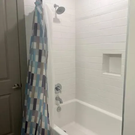 Resort-Style Apartments Near The Galleria Houston Room photo