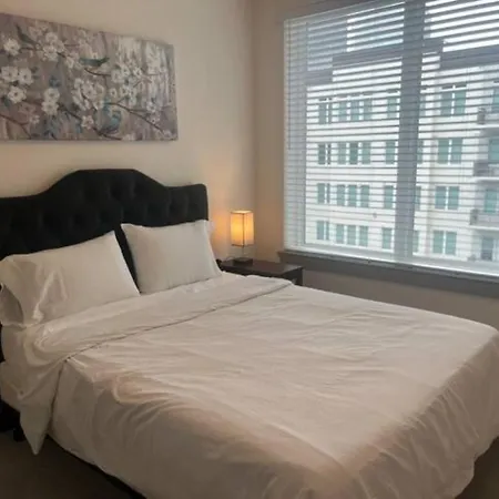 Resort-Style Apartments Near The Galleria Houston Room photo