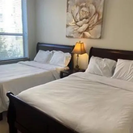 Resort-Style Apartments Near The Galleria Houston Room photo
