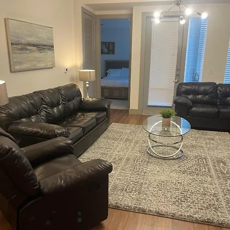 Resort-Style Apartments Near The Galleria Houston Room photo